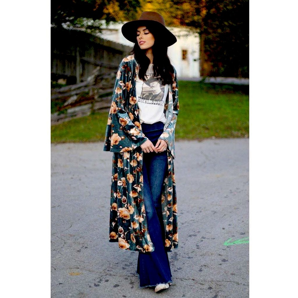 Turquoise Haven Velvet Duster